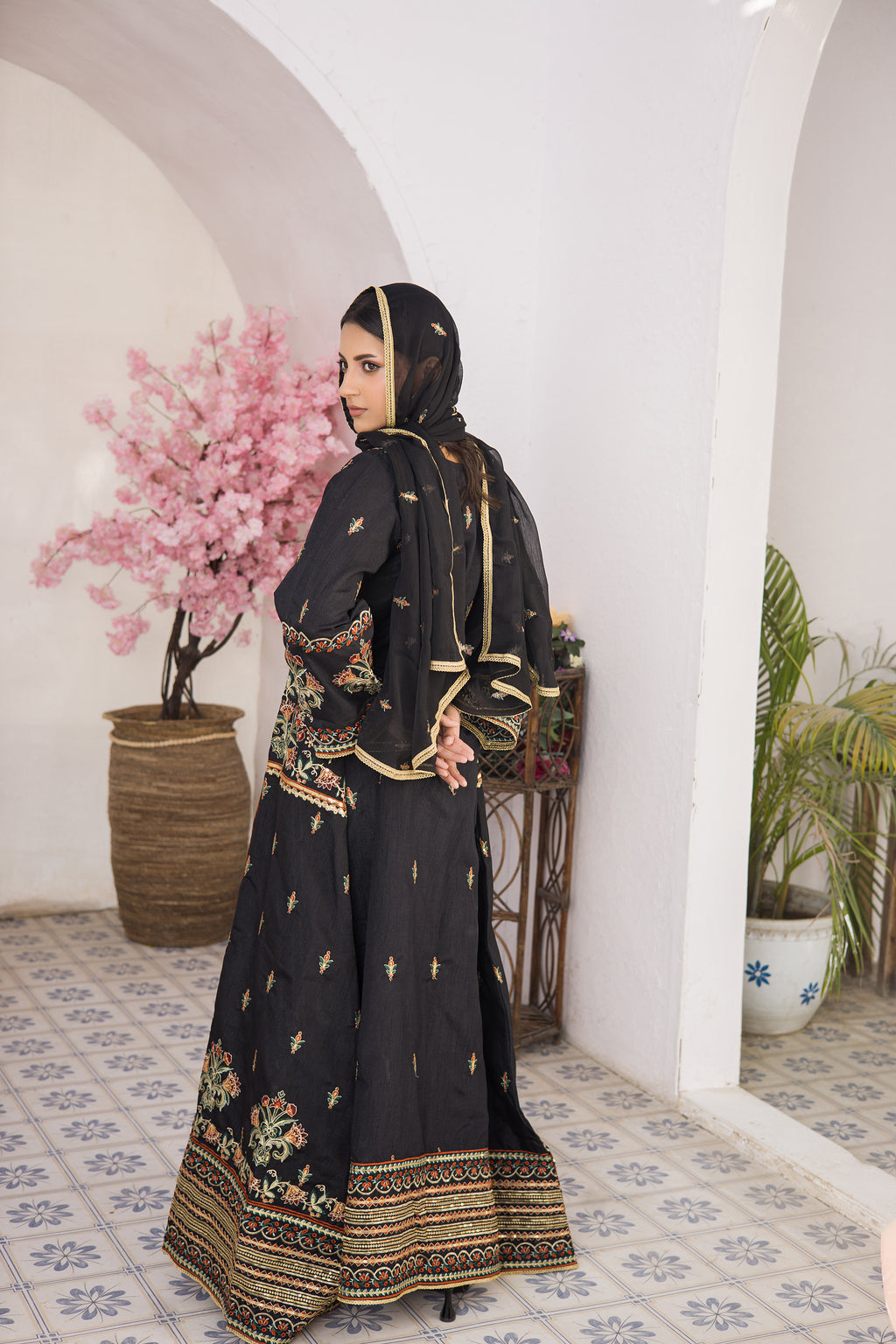 Festive EMB Silk - Sultana - ES 04