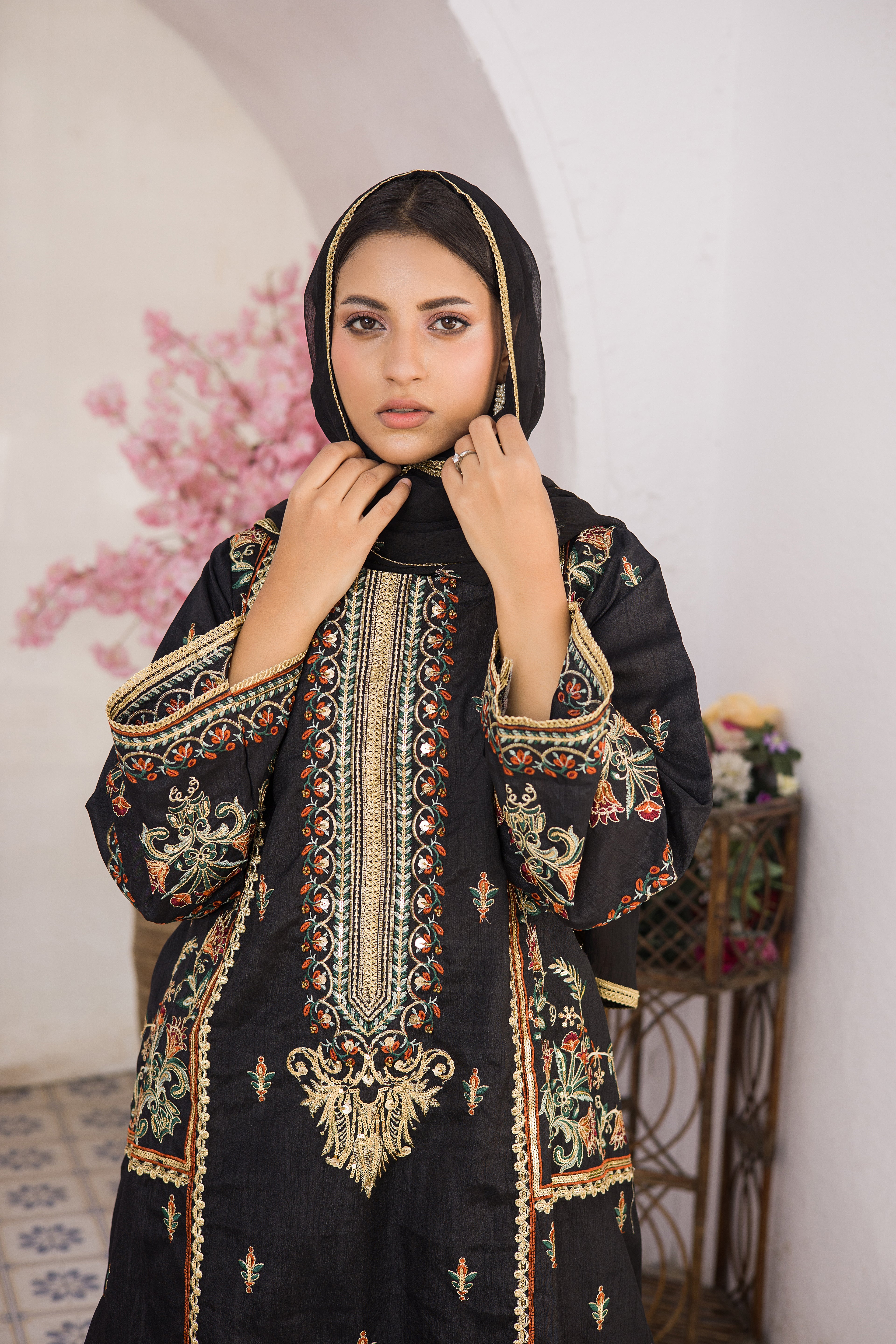 Festive EMB Silk - Sultana - ES 04