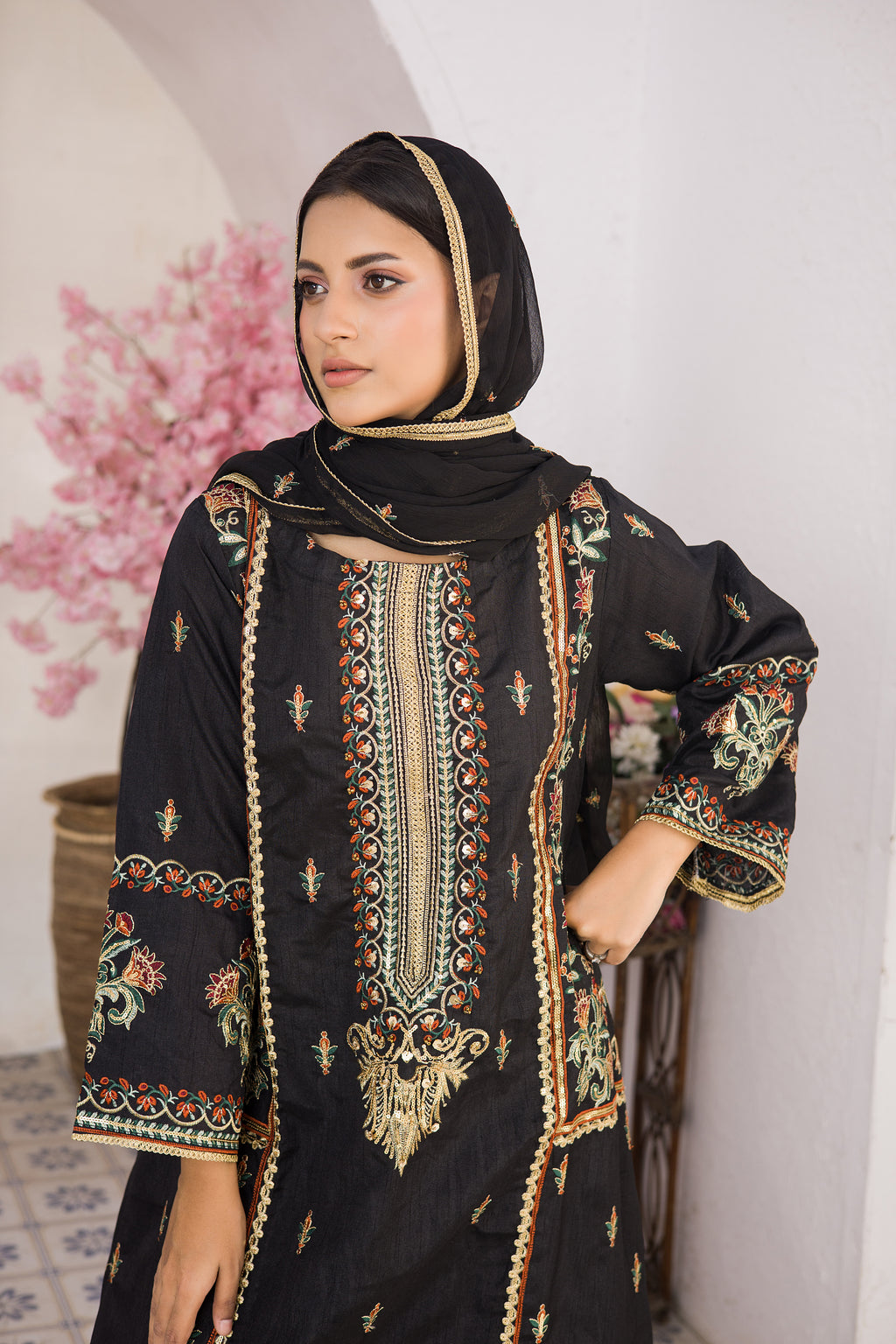 Festive EMB Silk - Sultana - ES 04