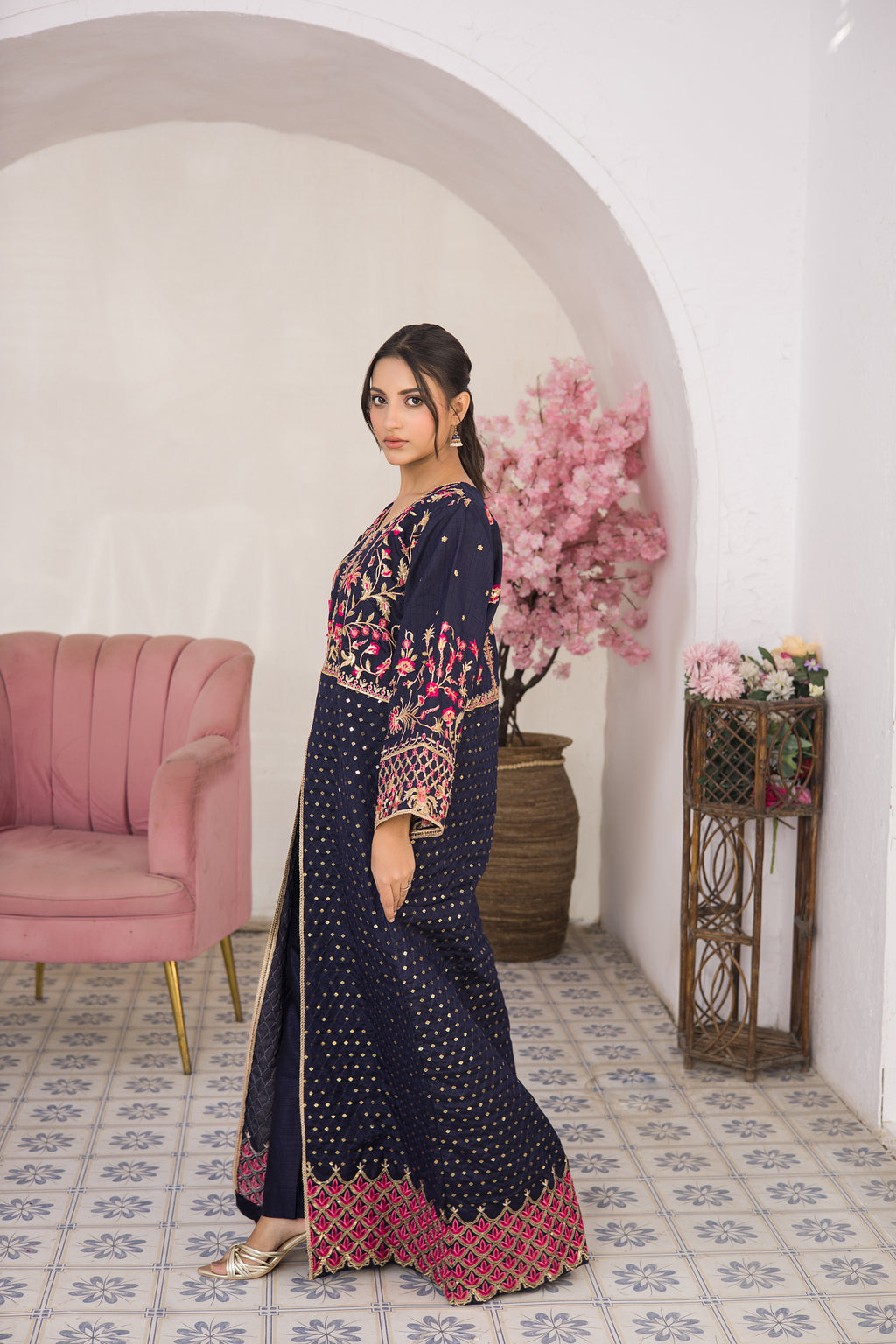 Festive EMB Silk - Sultana - ES 02