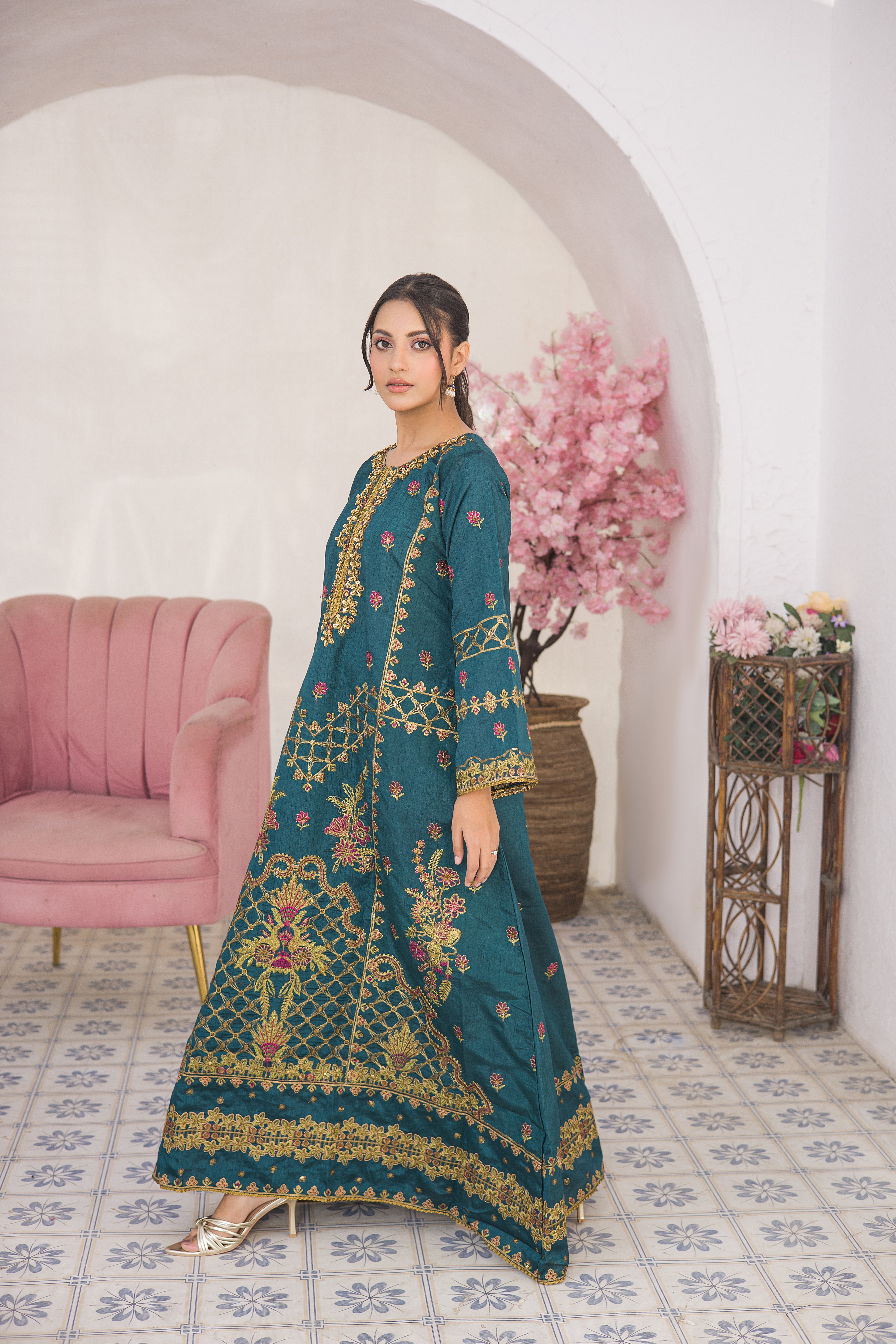 Festive EMB Silk - Sultana - ES 05