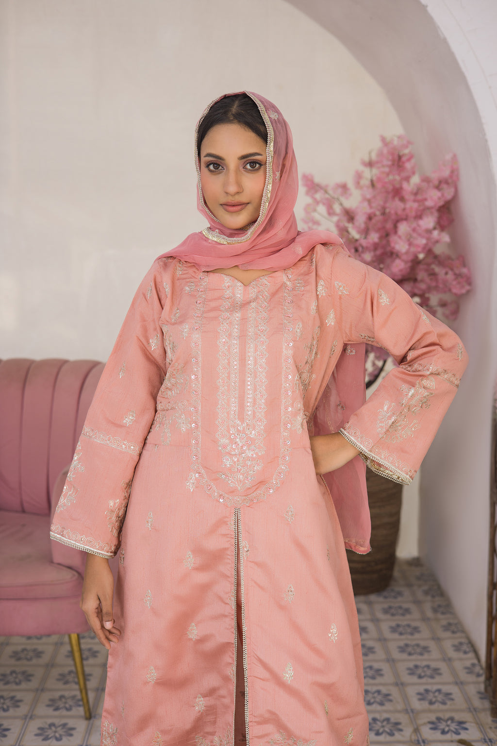 Festive EMB Silk - Sultana - ES 01