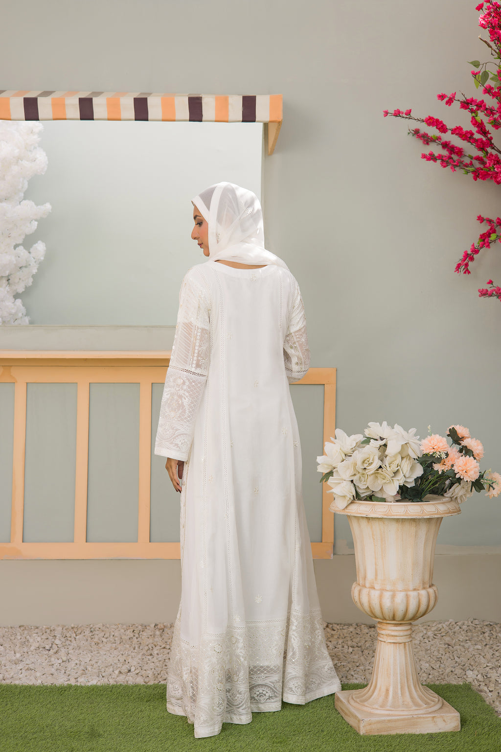 Festive Chiffon - Sultana - EC 08