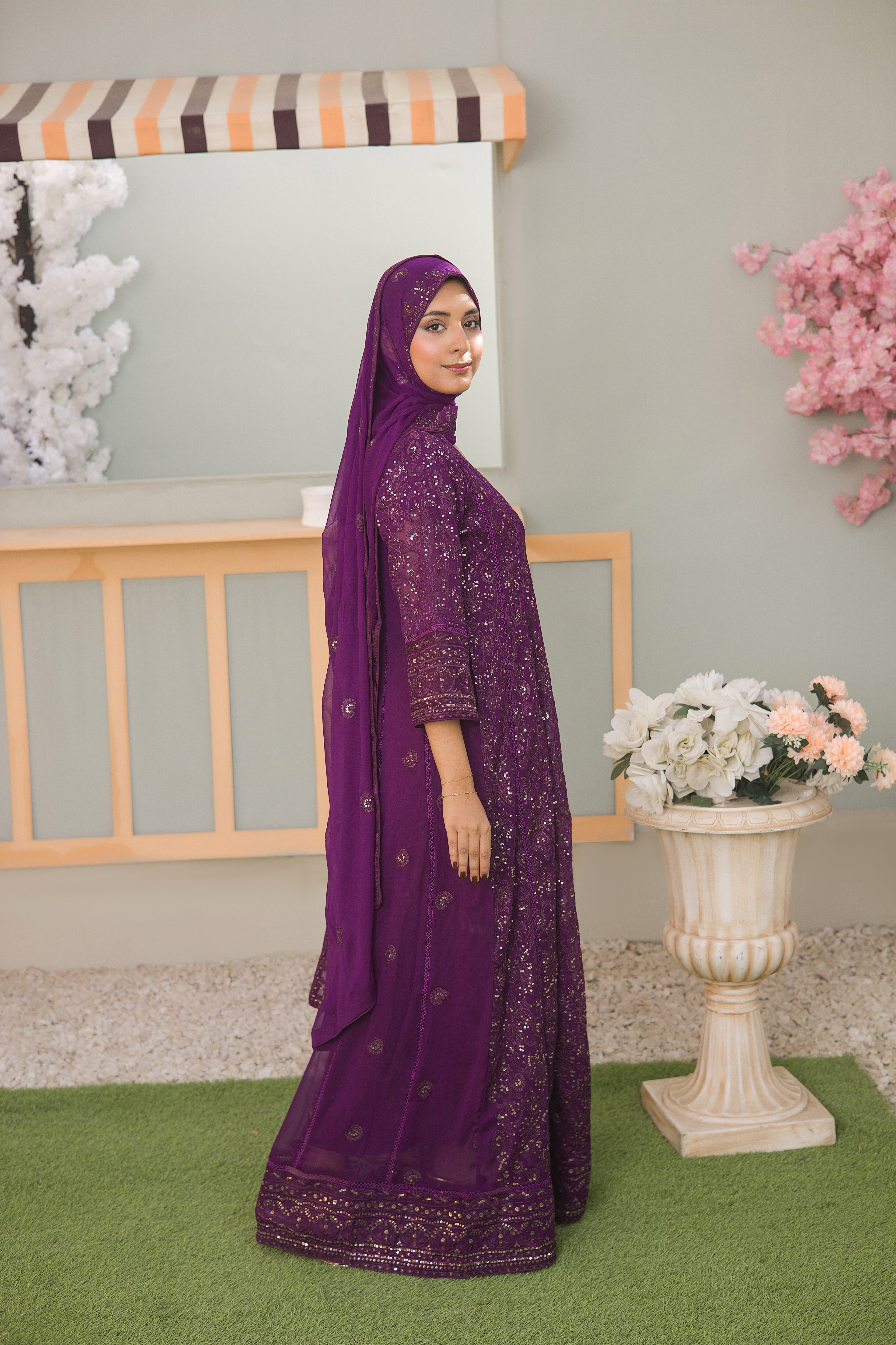 Festive Chiffon - Sultana - EC 10